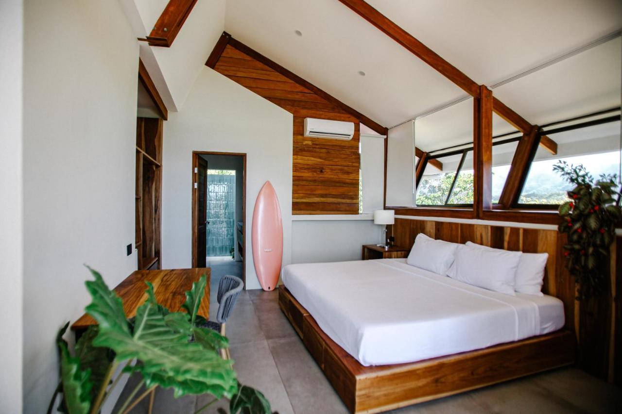 Surf Synergy All-Inclusive Surf Retreat Хако Экстерьер фото