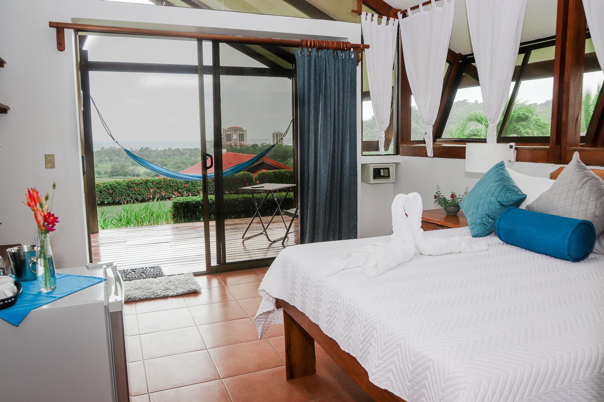Surf Synergy All-Inclusive Surf Retreat Хако Экстерьер фото