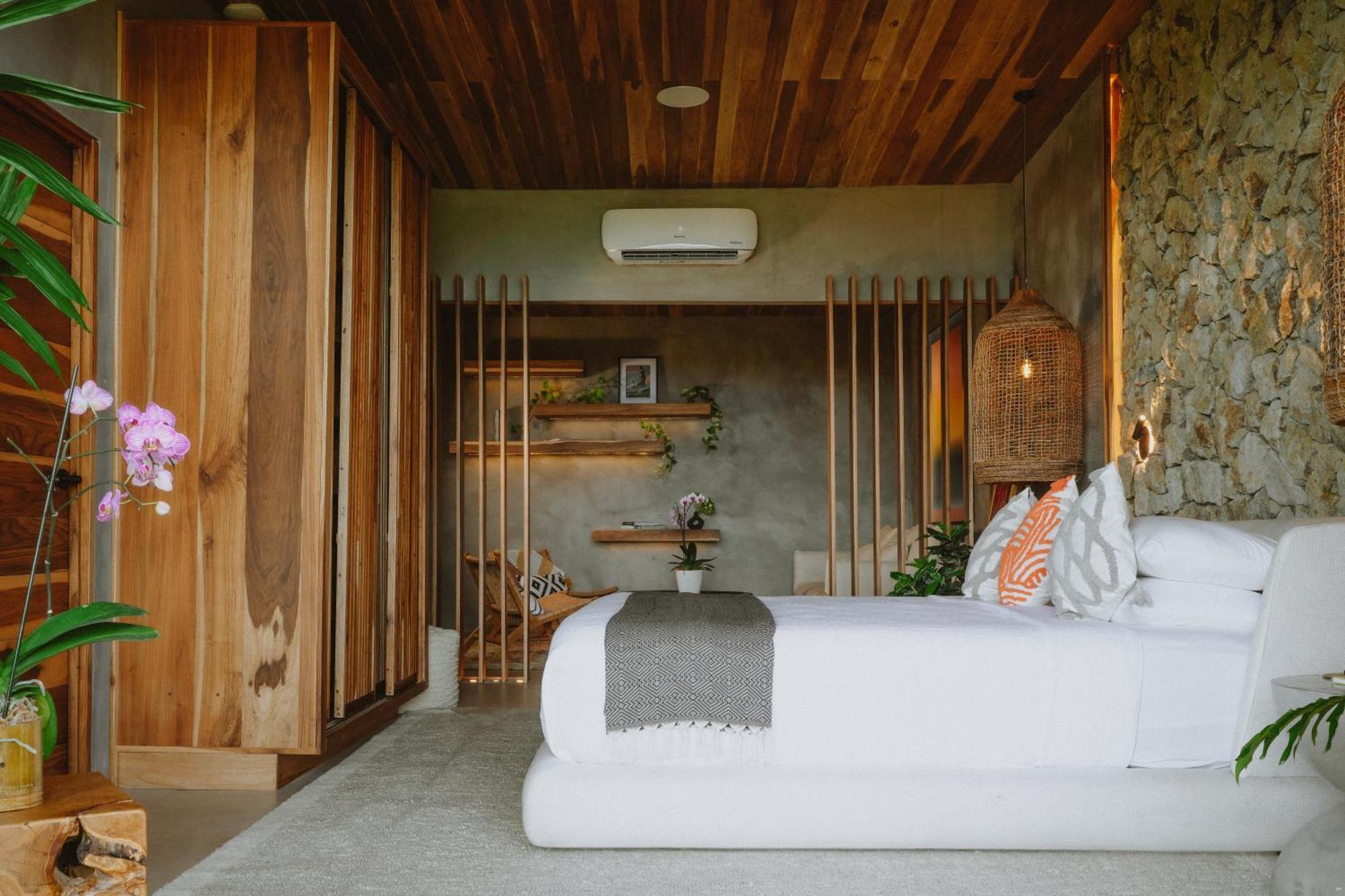 Surf Synergy All-Inclusive Surf Retreat Хако Экстерьер фото
