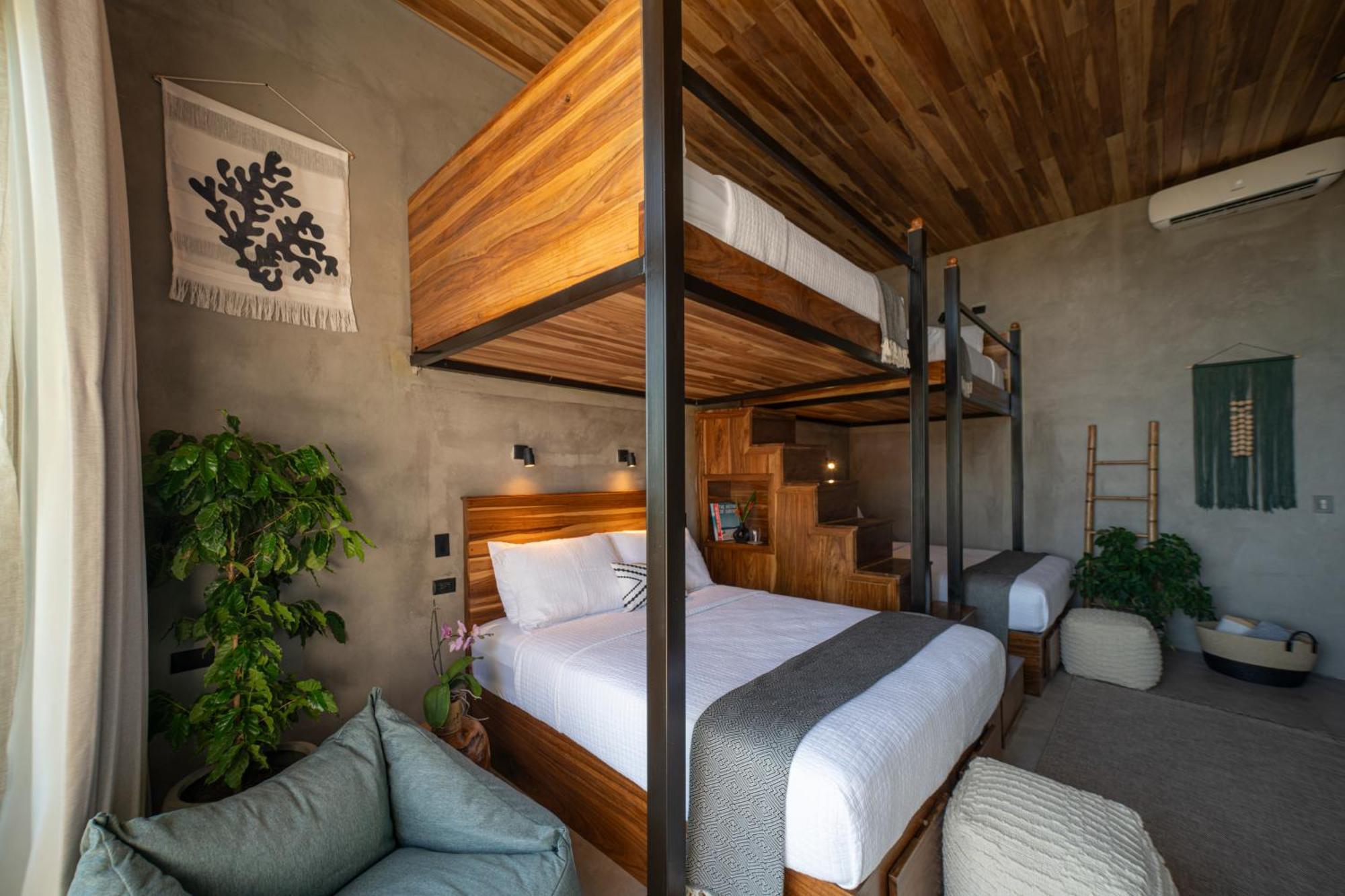 Surf Synergy All-Inclusive Surf Retreat Хако Экстерьер фото